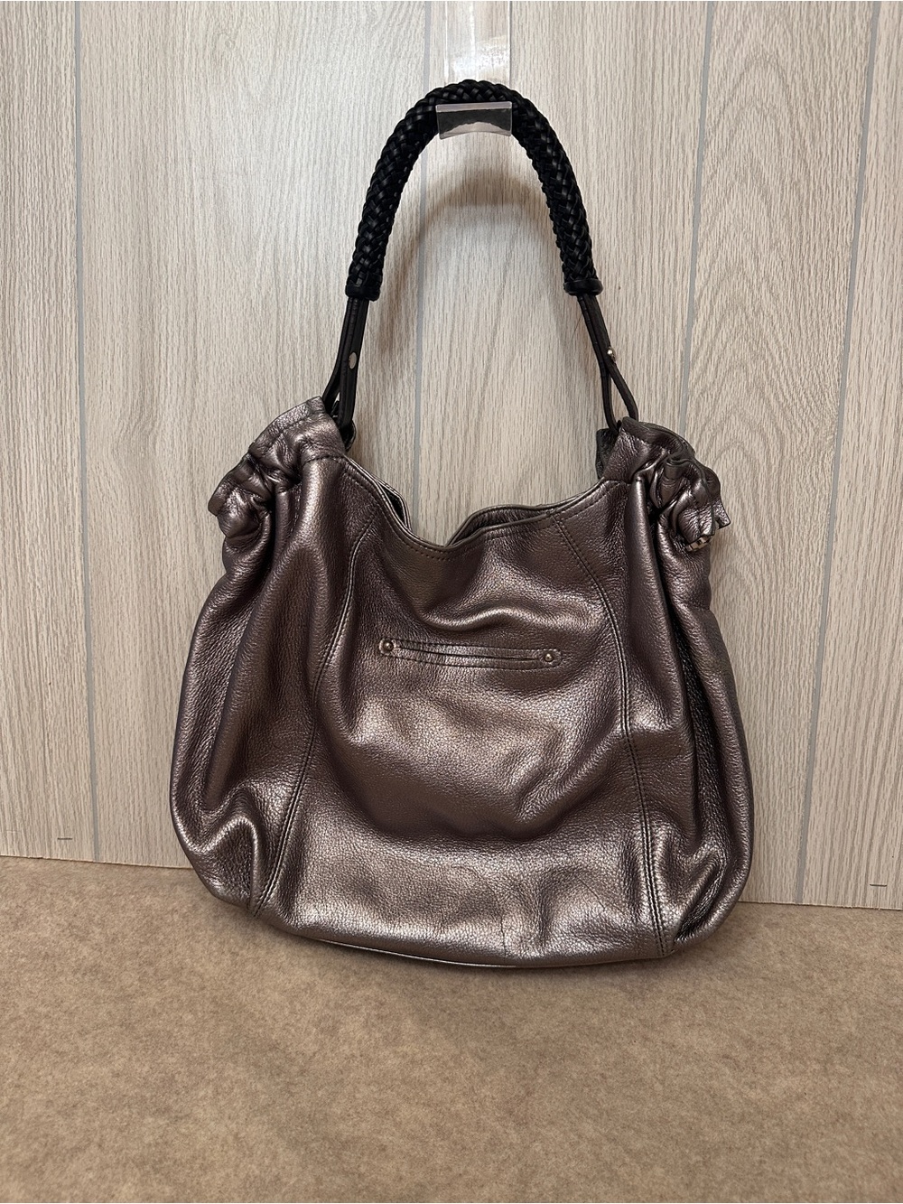 B. Makowsky Y2K Silver Metallic Leather Hobo Shoulder Bag Purse - Picture 14 of 14